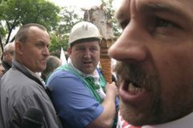 Rząd chce wprowadzić ograniczenia dla związków zawodowych