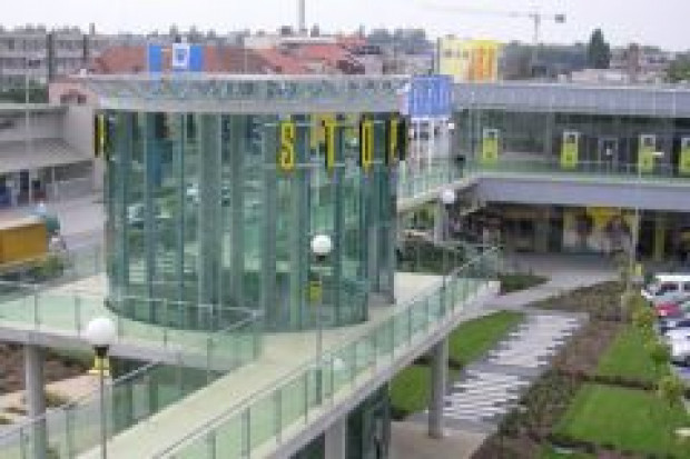 fot. Immoeast Immoeast wprowadza do Polski sklepy STOP.SHOP.