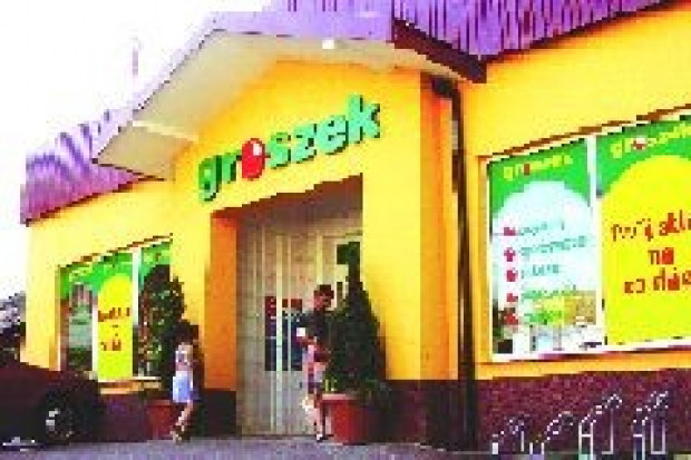 Małym sklepom będzie trudniej konkurować z super- i hipermarketami