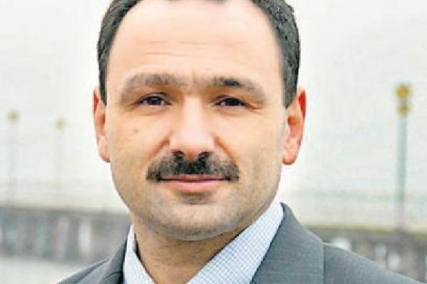Źródło: www.rp.pl/artykul/79713.html Graal wyda na akwizycje ok. 40 mln zł, będzie przejmował m.in. w Niemczech i na Ukrainie