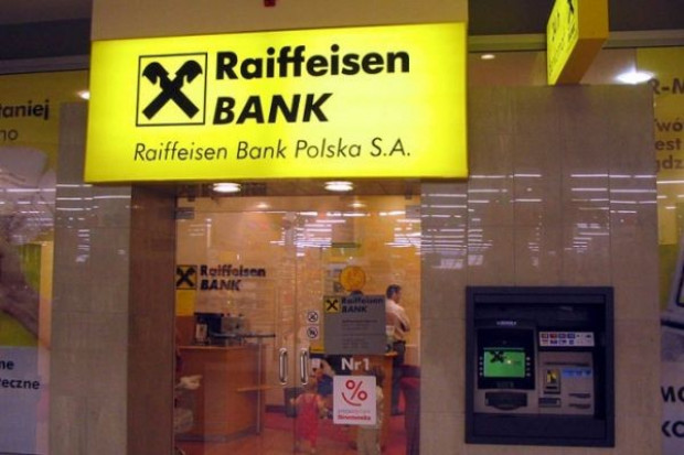 Bank ING wypowiada umowę, a Raiffeisen Bank żąda od PKM Duda spłaty kredytu