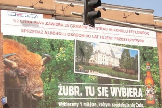 fot. www.streemo.pl Piwo Żubr będzie się reklamowało na pociągach PKP