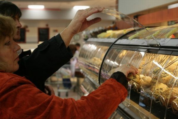Pomimo kryzysu Polacy coraz więcej wydają na produkty żywnościowe