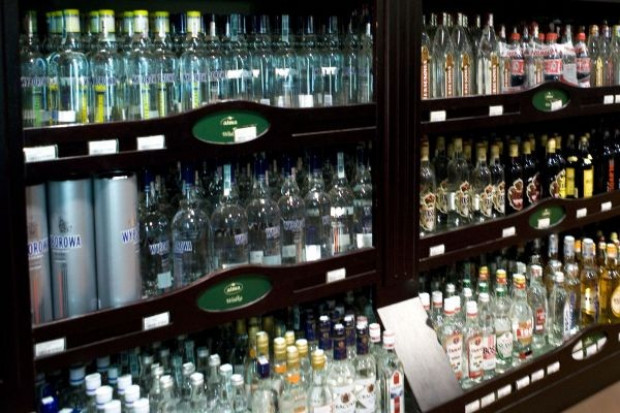 Rząd przedłuży ważność znaków akcyzy na alkohole do końca 2010 r.