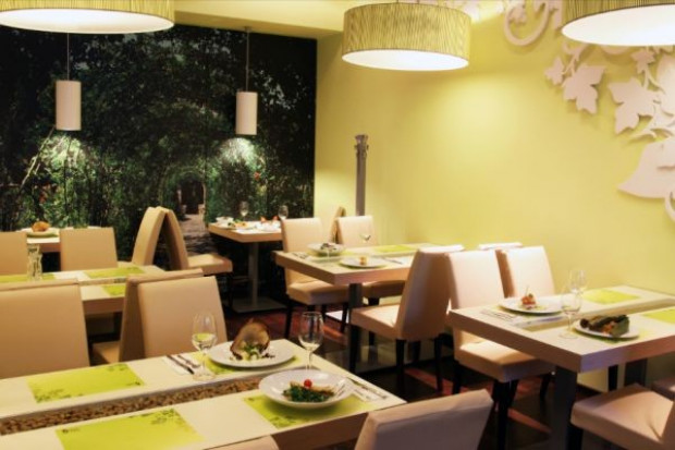 WARS uruchamia sieć restauracji stacjonarnych Green Patio
