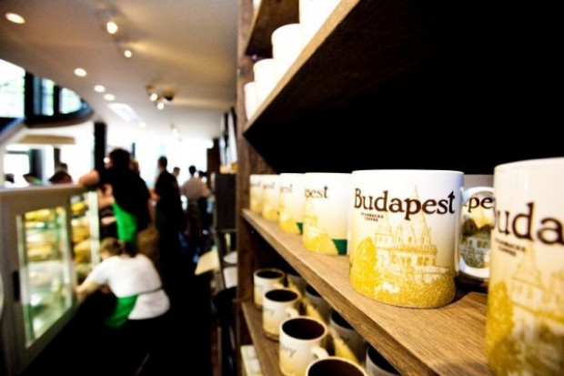 Starbucks wchodzi na Węgry