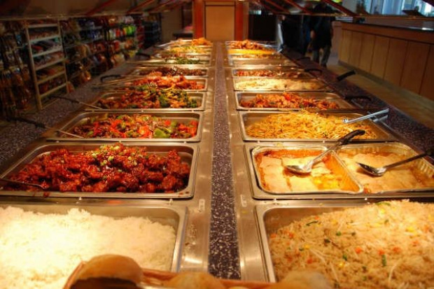 PMR: W 2009 r. większość placówek gastronomicznych zmniejszyła sprzedaż