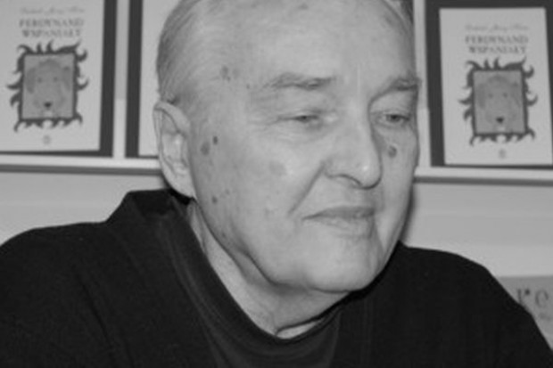Fot. wydawnictwoliterackie.pl Uroczystości pogrzebowe Ludwika Jerzego Kerna