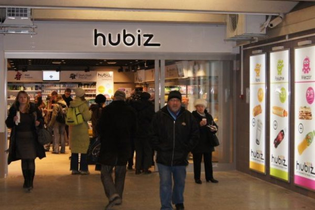 Sklep Hubiz na stacji Metro Politechnika w Warszawie, fot. HDS HDS uruchomił w Polsce nową sieć sklepów convenience