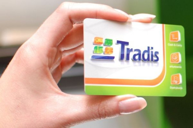 Tradisu wprowadził specjalne karty, dzięki którym mogą robić zakupy w samoobsługowych halach Cash&Carry Tradisu w całej Polsce Tradis wprowadził karty dla klientów swoich hurtowni C&C
