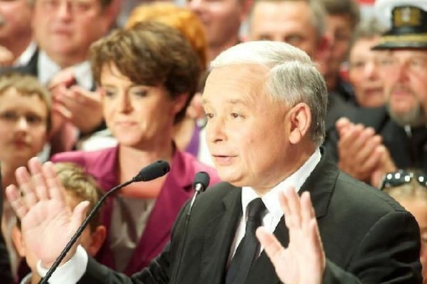Prezes PiS: Zahamować nieuczciwą konkurencję ze strony hipermarketów!