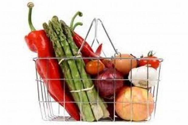 Monitoring przeprowadzono w przedświątecznym tygodniu 16-21 grudnia 2011 r. Koszyk cen: Polomarket najtańszy wśród sieci supermarketów i sklepów convenience