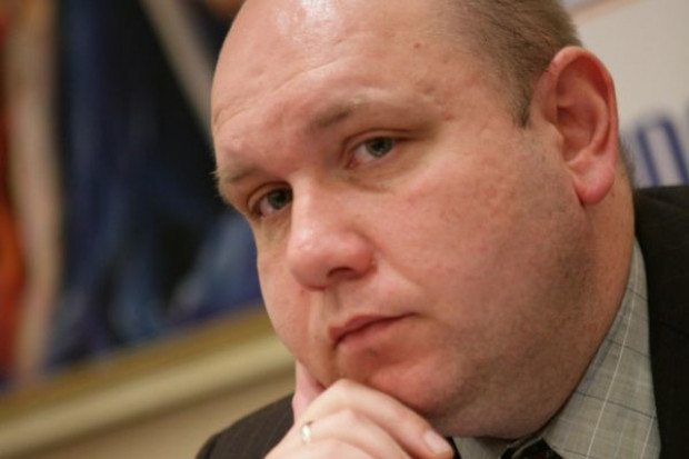 Krzysztof Jażdżewski, zastępca głównego lekarza weterynarii ocenia, że od wymiany pierwszych listów intencyjnych do rzeczywistego otwarcia rynku mija co najmniej dwa lata GIW: proces otwarcia rynku chińskiego dla wieprzowiny z Polski jest na ukończeniu
