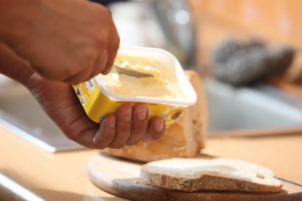 Zdaniem organizacji Foodwatch Unilever nie podaje prawdziwych informacji na temat właścicielości produktu Unilever przed sądem. Wątpliwości budzą właściciwości margaryny Becel Pro.activ