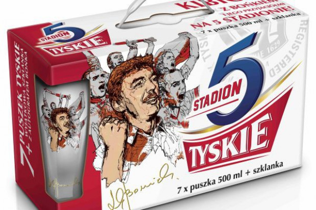 Tyskie dołącza do 7 puszek szklanke z podobizną piłkarza