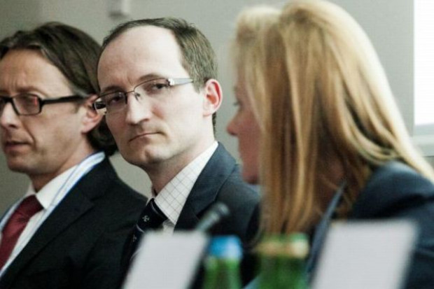 Na zdj. od lewej: Sylweriusz Faruga, prezes Makro Cash&Carry Polska, Piotr Grauer oraz Renata Juszkiewicz, prezes POHiD Dyrektor KPMG: Możemy spodziewać się dalszej konsolidacji w segmencie supermarketów i sieci regionalych