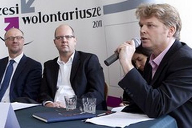 Na zdjęciu od lewej: Sławomir S. Sikora (prezes Citi Handlowy), Frank Uszko (były dyrektor generalny Danone), , Harry Klompe (nowy szef Danone w Polsce) Danone Polska ma nowego dyrektora generalnego