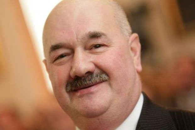 Bronisław Wesołowski, prezes Zarządu Głównego Stowarzyszenia Naukowo-Technicznego Inżynierów i Techników Przemysłu Spożywczego Dlaczego Minister Finansów nie chce należnych mu pieniędzy od handlu!?
