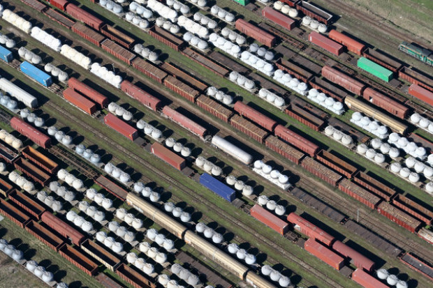 fot. fotolia/wnp.pl KE chce lepiej chronić producentów przed nieuczciwymi praktykami w handlu