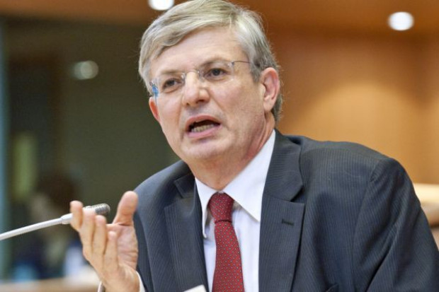 Unijny komisarz ds. zdrowia Tonio Borg, foto. europarl.europa.eu Raport: Prawie 200 przypadków obecności koniny w mięsie wołowym