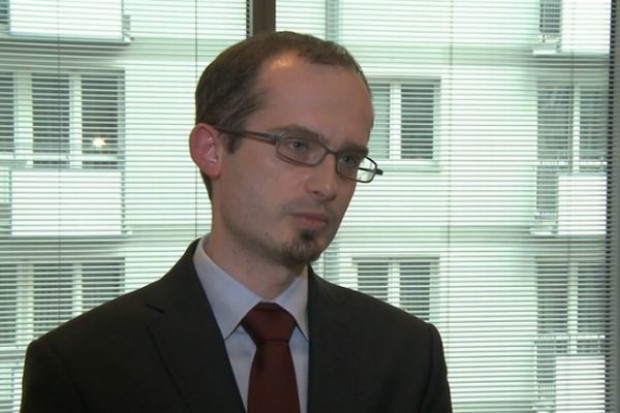 Łukasz Kowalczyk, wspólnik w kancelarii Dzidowski Kowalczyk Muster Spółka Komandytowa Wchodzi ustawa o terminach zapłaty. Ma zmniejszyć zatory płatnicze (video)