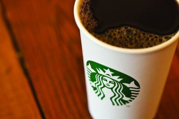 Sieć Starbucks nie chce kojarzyć się jedynie z kawą, dlatego inwestuje w nowe kategorie Starbucks inwestuje w piekarnie, soki i herbatę