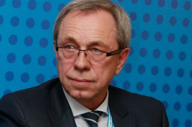 Czesław Grzesiak, wiceprezes Tesco Polska fot. PTWP Tesco chce być w Polsce liderem w sprzedaży internetowej