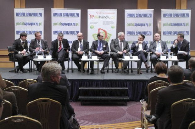 Zdjecie z debaty zatytułowanej "Dyskonty - wpływ ekspansywnego formatu na handel i przemysł spożywczy w Polsce" Fot. PTWP Dyrektor Jeronimo Martins PL: Elastyczności formatu dyskontu zawdzięczamy dynamikę rozwoju Biedronki