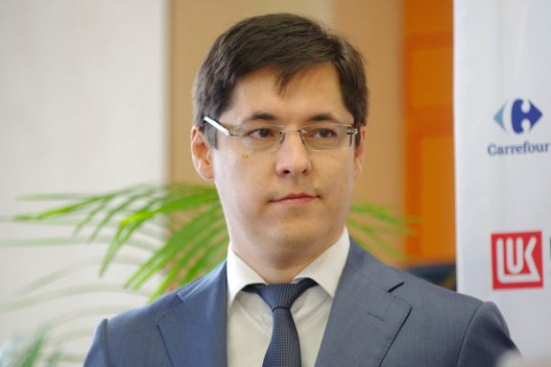 Bułat Subajew, dyrektor generalny Lukoil na Europę Centralną i Benelux; fot. PTWP Szef Lukoil: Sklepy Carrefour na stacjach powinny dać 30-proc. wzrost obrotu i marży