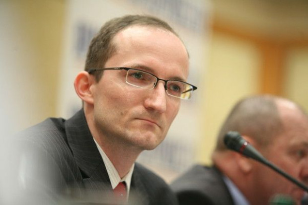 Piotr Grauer, dyrektor w dziale Corporate Finance KPMG. Fot. PTWP Eurocash ma otwarte pole by podbijać rynek handlu