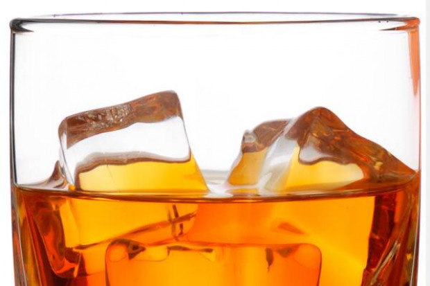 Rosjanie grożą kolejnym embargo. Wykryli szkodliwe substancje w amerykańskiej whisky