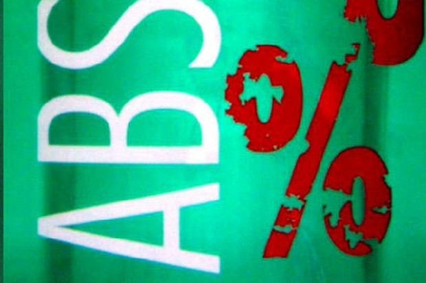 Absinth, czeskiej firmy Vapa Drink, fort. radio kromeriz Czeski Absinth skażony alkoholem metylowym