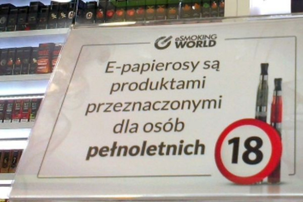 Ministerstwo Zdrowia chce wojny z e-papierosami