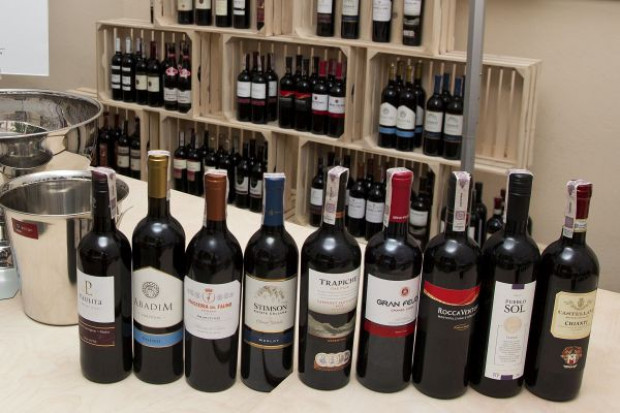 fot. Grupa Ambra Zdecydowana większość Polaków pije alkohol przynajmniej od czasu do czasu