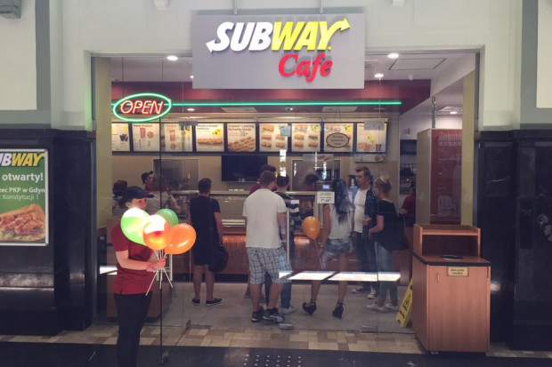 Sieć Subway ma już 100 restauracji w Polsce Subway ma w polskiej sieci 100 restauracji
