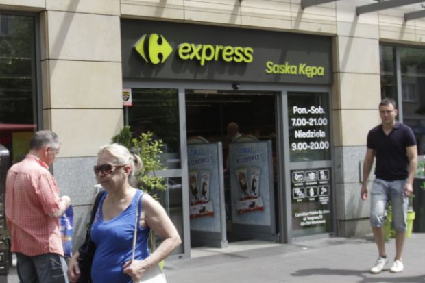 Supermarket Carrefour Express w nowym koncepcie, (fot. Paweł Pawłowski / zelaznastudio.pl) Carrefour wprowadza miejski koncept supermarketu premium - zobacz zdjęcia!