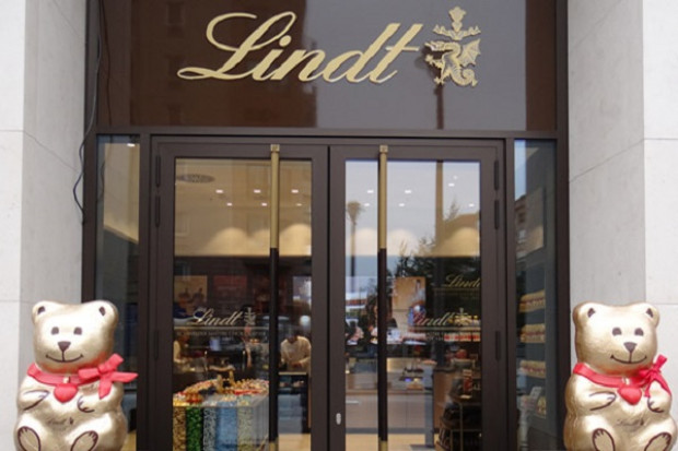Sklep z czekoladą Lindt w Berlinie (fot. lindt.com) Lindt & Spruengli z dużym wzrostem pomimo malejącego rynku
