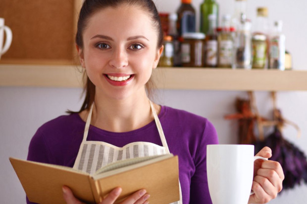 Trudno utrzymać się z samej sprzedaży książek; fot. shutterstock.com Poszerzanie oferty o catering warunkiem przetrwania księgarni