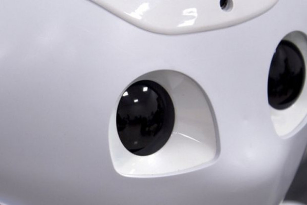 (fot. aldebaran.com) Pijany mężczyzna zaatakował robota