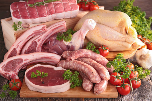fot. Shutterstock Statystyczny Polak zjada rocznie 38 kg wieprzowiny, 25 kg drobiu i 2 kg wołowiny