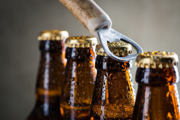 Hopbox.pl chce wykorzystać modę na piwa rzemieślnicze; fot. shutterstock.com Powstał serwis subskrypcyjny z możliwością zamawiania piw rzemieślniczych