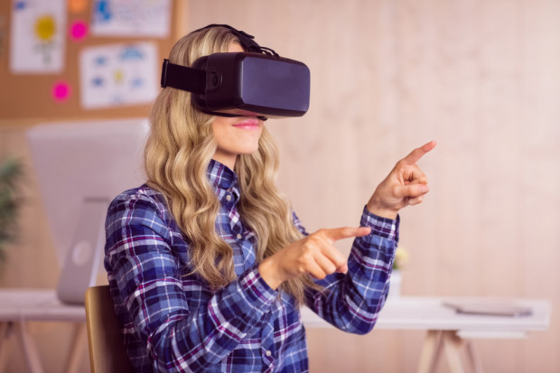 Fot. Shutterstock Wirtualna rzeczywistość staje się bardziej realna