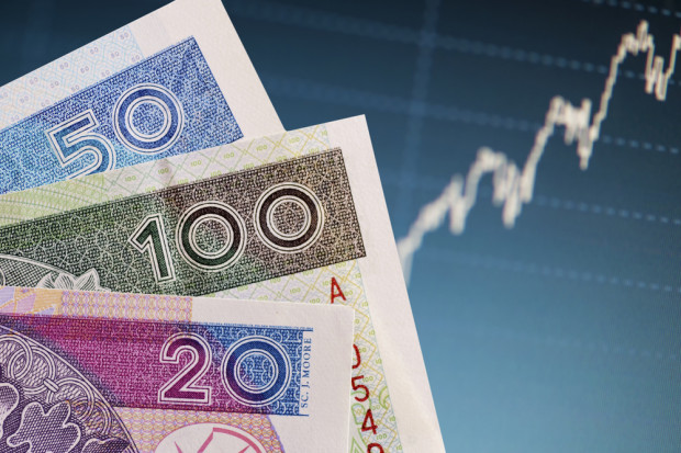 Fot. Shutterstock 320 mln zł dla firm w ramach programu