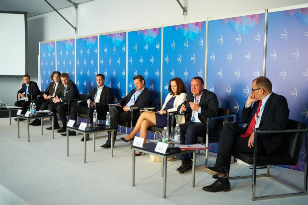 Na zdj. paneliści sesji Konsument XXI wieku, fot. Żelazna Studio EEC 2016: Konsument XXI wieku - pełna relacja