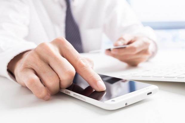 Fot. shutterstock M-commerce: Aplikacja Allegro ze spersonalizowanym powiadomieniem