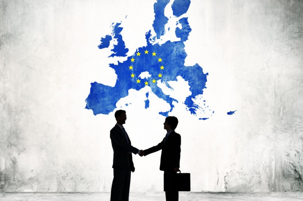 Fot. Shutterstock Kto zyska a kto straci na umowach o wolnym handlu?
