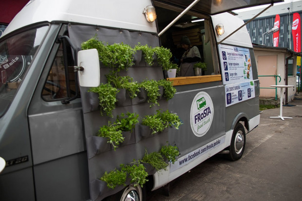 fot. materiały prasowe Frosta: Burgery z food trucka w ramach akcji promocyjnej