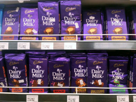 fot. shutterstock.com Brytyjczycy oburzeni: Legendarna czekolada Cadbury produkowana we Wrocławiu!