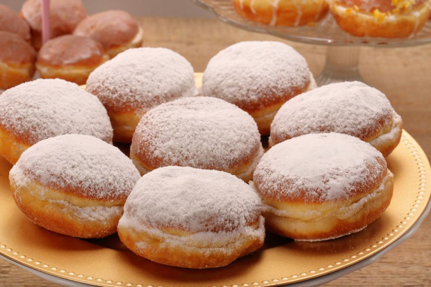 Lidl obniża cenę pączków przy zakupie 12 sztuk
