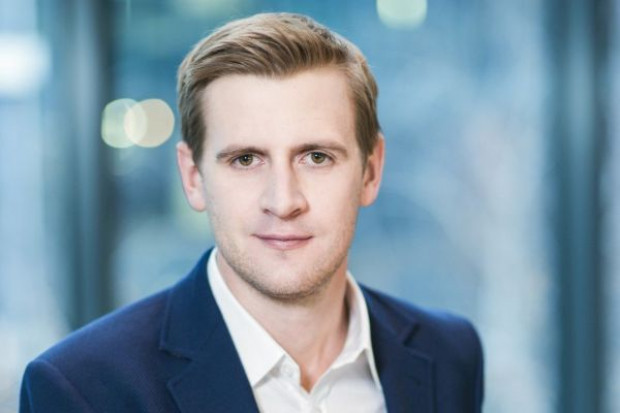 Maciej Kwaśniewski, Brand Manager marki Żubrówka Czarna fot. CEDC Żubrówka Czarna wkracza do trójki największych marek wódek super premium